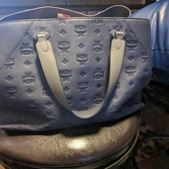 MCM - Picture 1 of 9